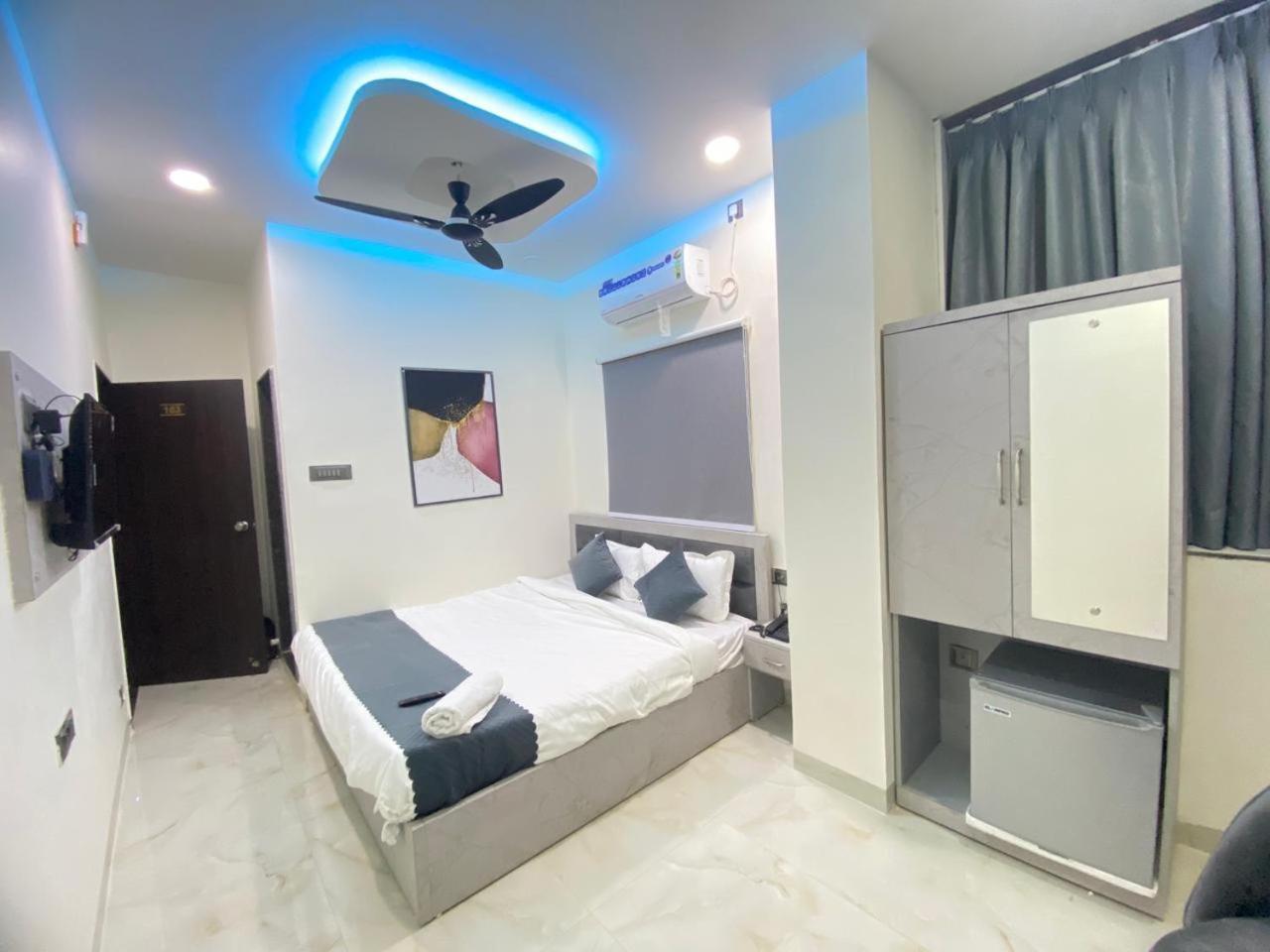 Hotel Sky City Нагпур Экстерьер фото